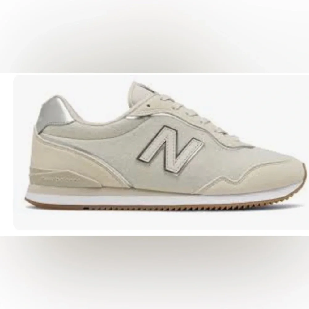 New Balance Sola sleek‎ sneakers neutral colors size 11